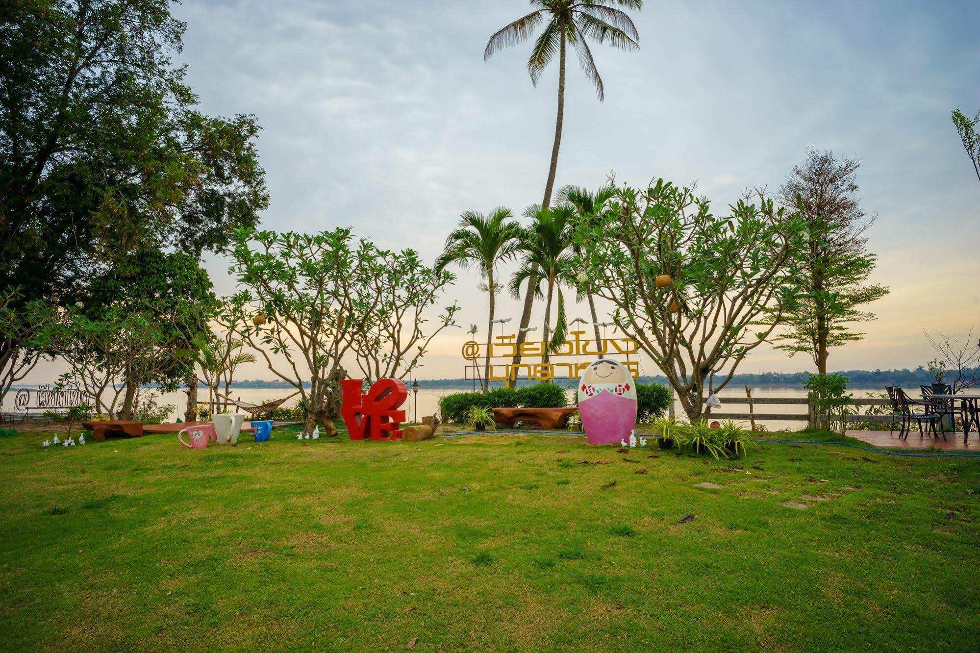 Vieng Khong Hotel Mukdahan Ngoại thất bức ảnh