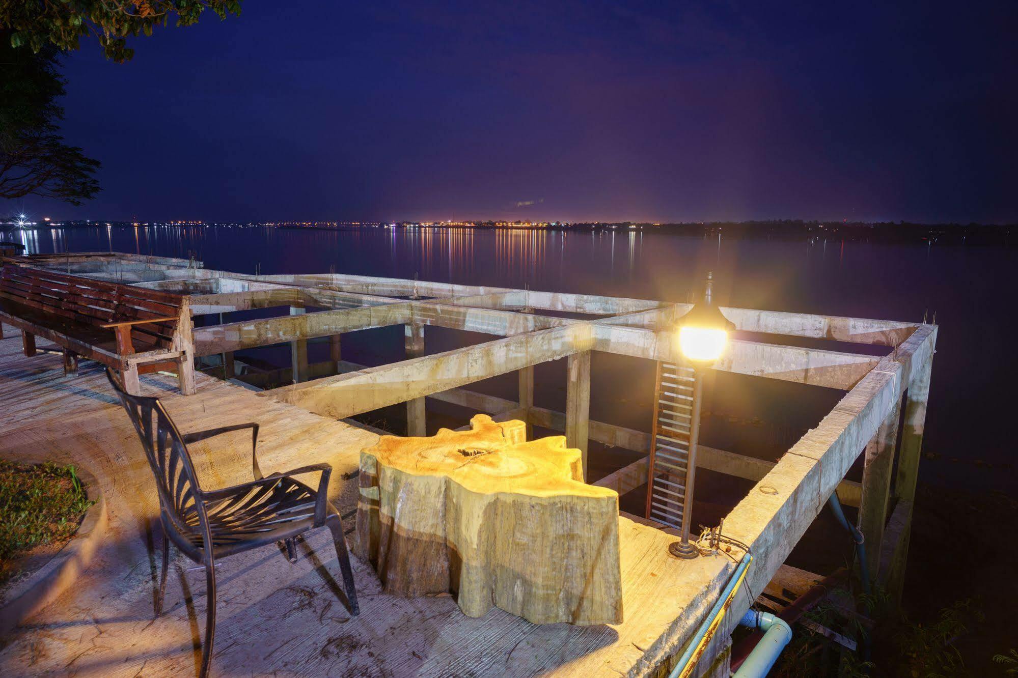 Vieng Khong Hotel Mukdahan Ngoại thất bức ảnh